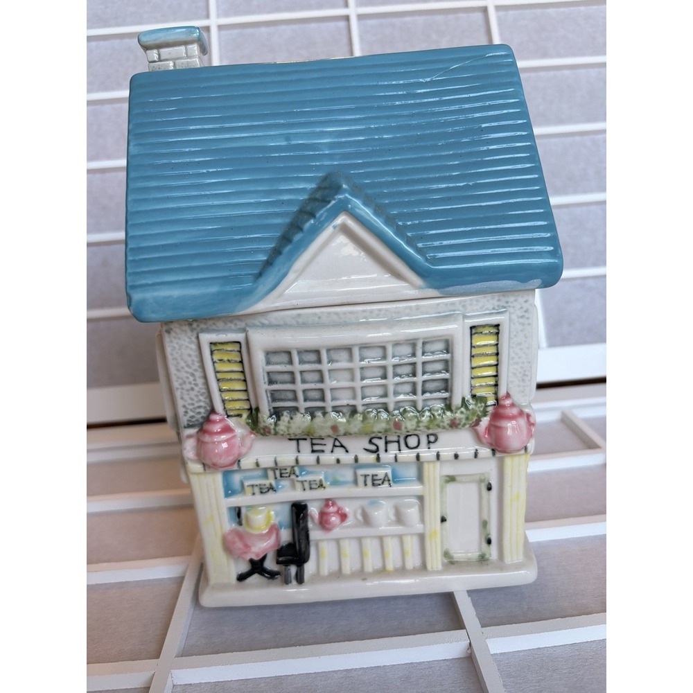 Vintage Kitchen Ceramic Tea Shop Cookie Jar Nancy‎ Meyers Cottagecore Canister